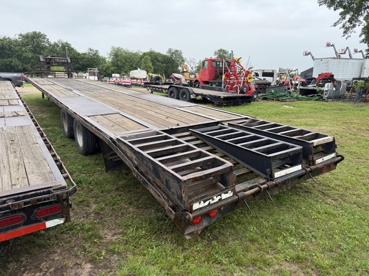 40ft-gooseneck-trailer-image-6
