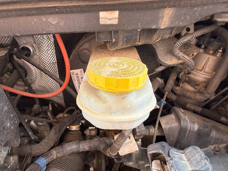 2014-ram-promaster-2500-image-50