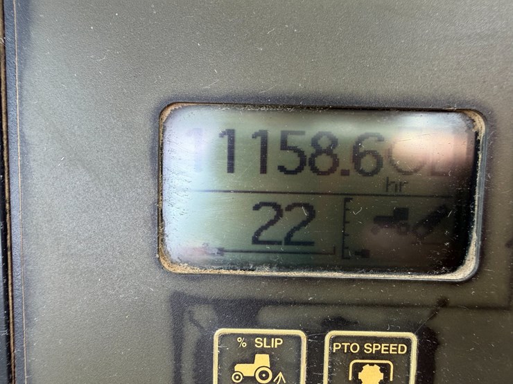 2006-john-deere-8330-image-68