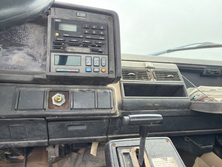 1998-caterpillar-3116-image-8