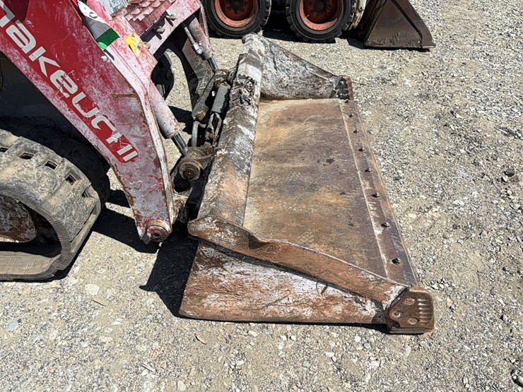 takeuchi-tl10v2-image-10