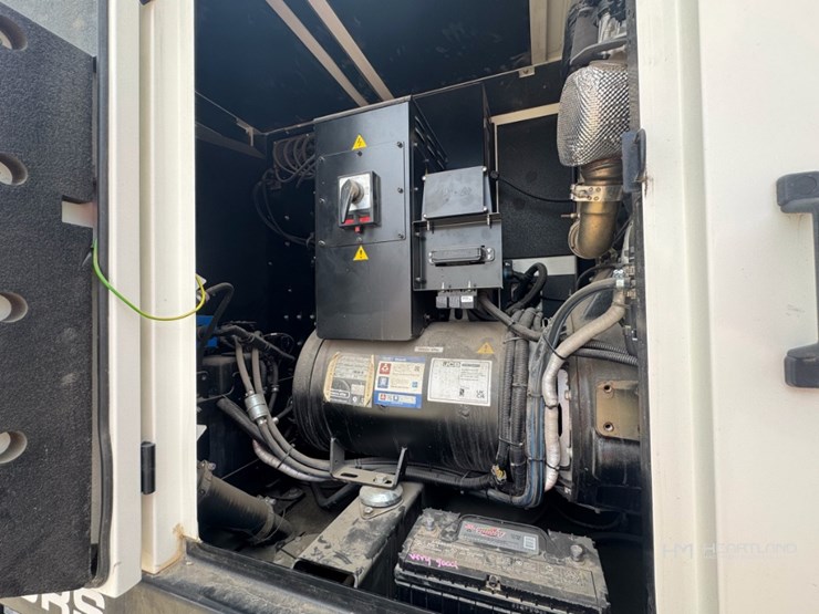 2022-jcb-g70rst4f-70-kva-diesel-towable-generator-image-19