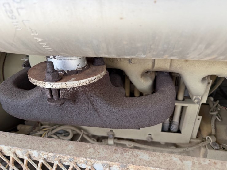 #46876-•-ingersoll-rand-mobile-air-compressor-image-37