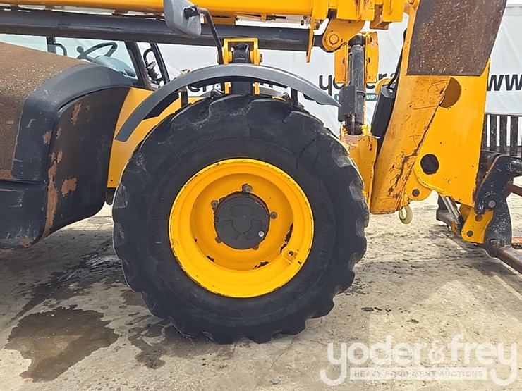 2018-jcb-510-56-image-17