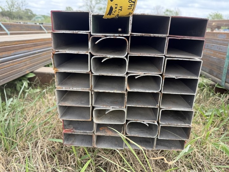 mixed-length-hot-rolled-14ga-1.5x3x.083.035-rec-tb-image-2