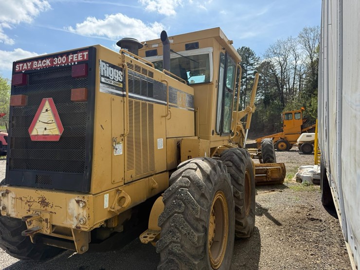 caterpillar-12h-image-3