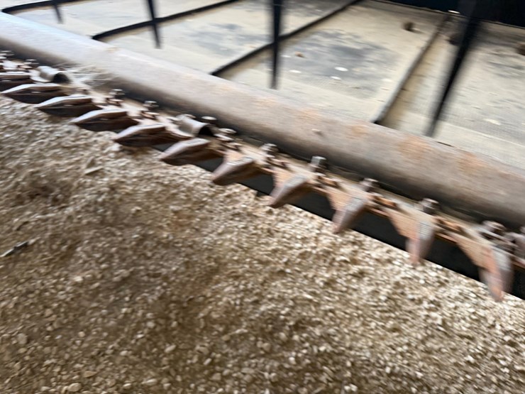 2013-mac-don-fd75-image-32