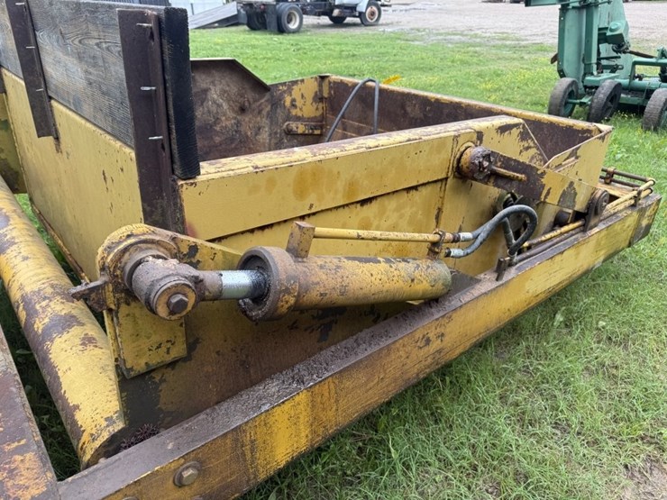 5yd-dirt-scraper-image-9