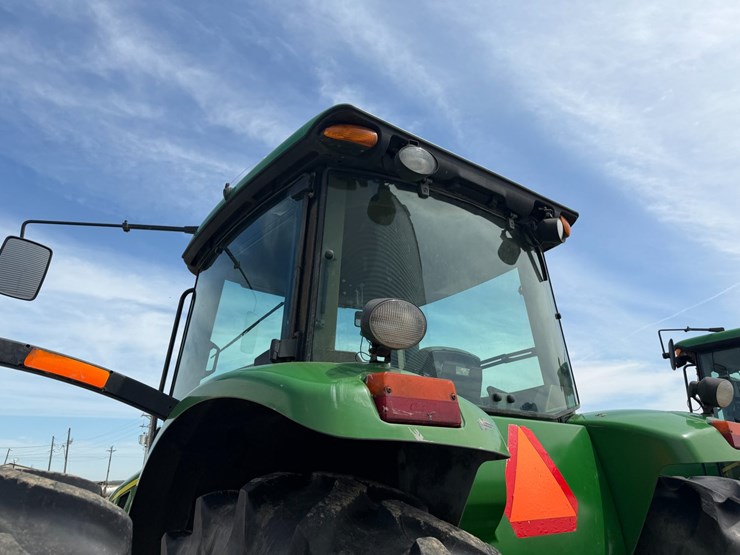 2007-john-deere-8230-image-23