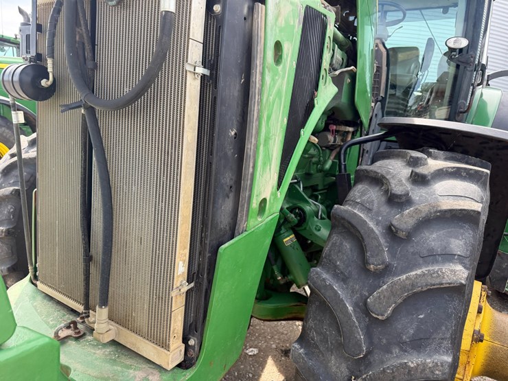 2013-john-deere-8335r-image-54
