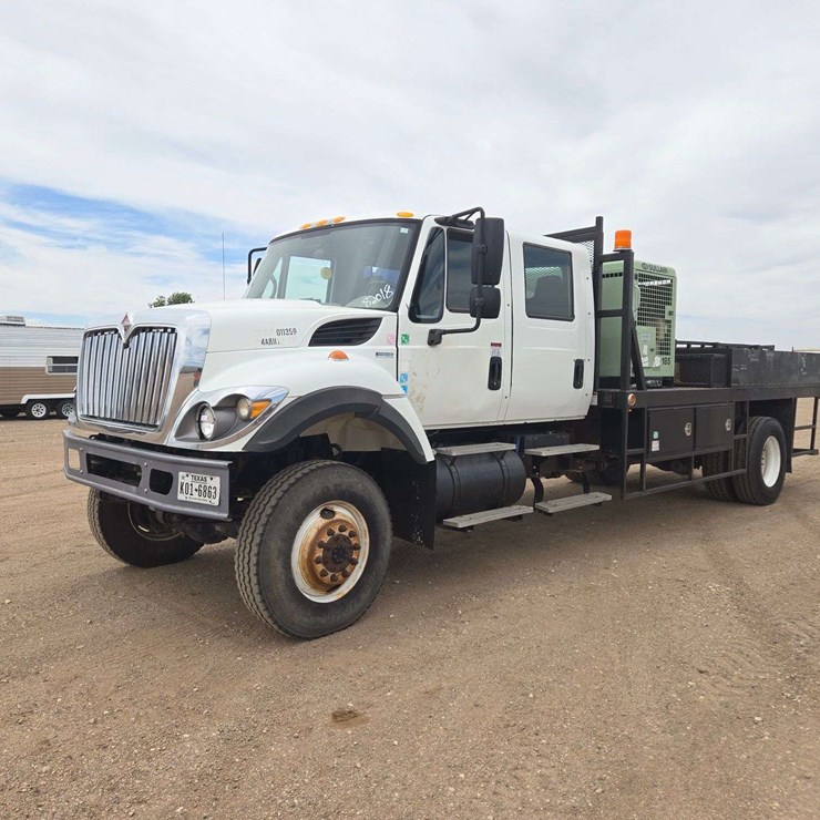 2011 INTERNATIONAL 7400
