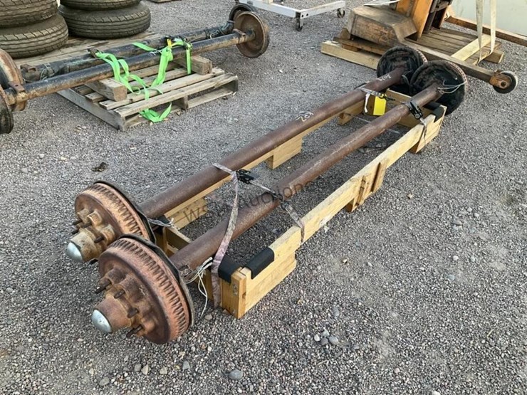 (2)-8-lug-trailer-axles-image-3