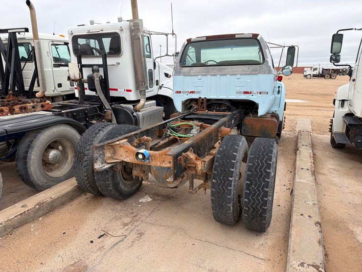 2003-ford-f750-image-5