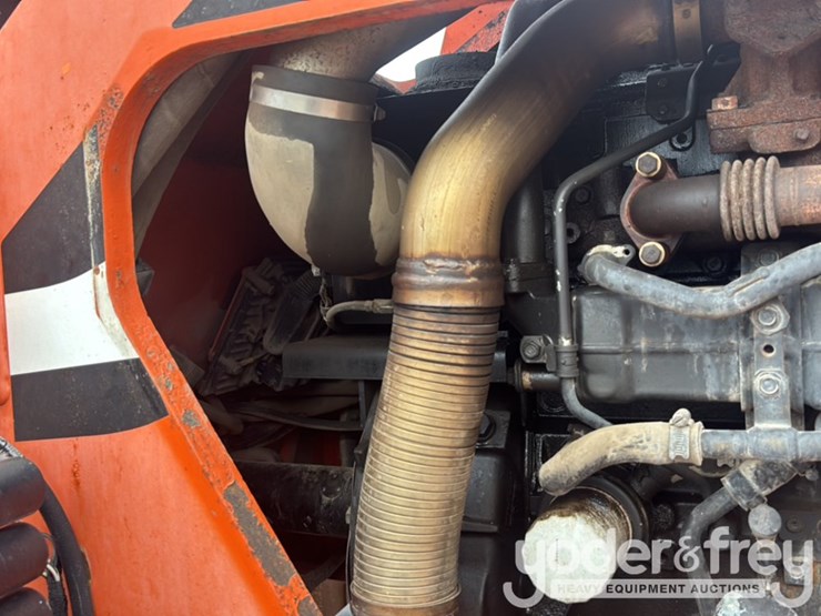 2013-sky-trak-8042-image-29