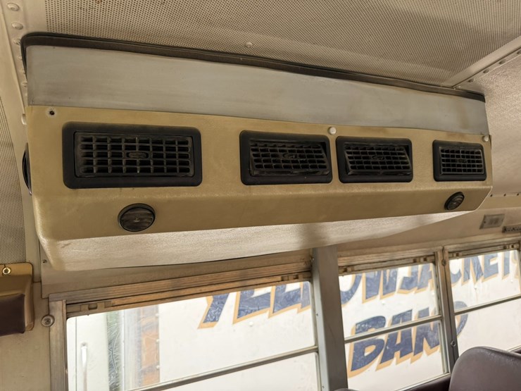 2000-international-3800-image-74