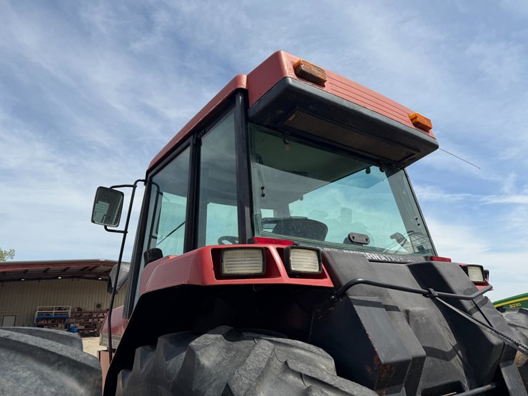 1989-case-ih-7140-image-21
