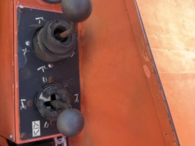 2005-sky-trak-6042-image-14