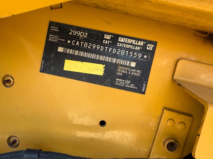 2016-caterpillar-299d2-image-9