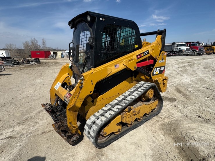 2018-caterpillar-259d-two-speed-compact-track-loader---needs-new-engine-image-1