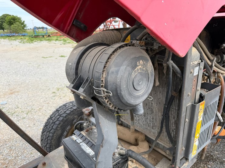 massey-ferguson-2260-image-40