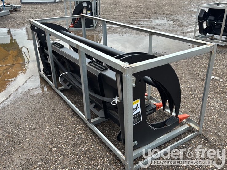unused-78"-heavy-grass-fork-grapple-to-suit-skidsteer-image-4