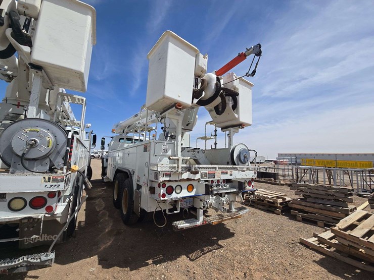 2011-international-workstar-7400-image-5