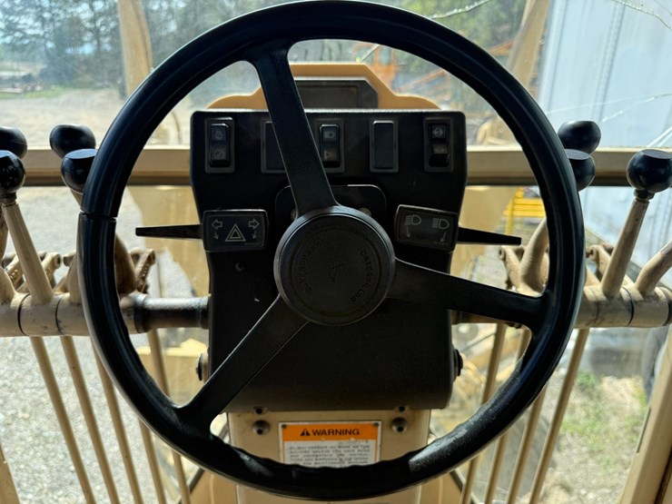 caterpillar-12h-image-101