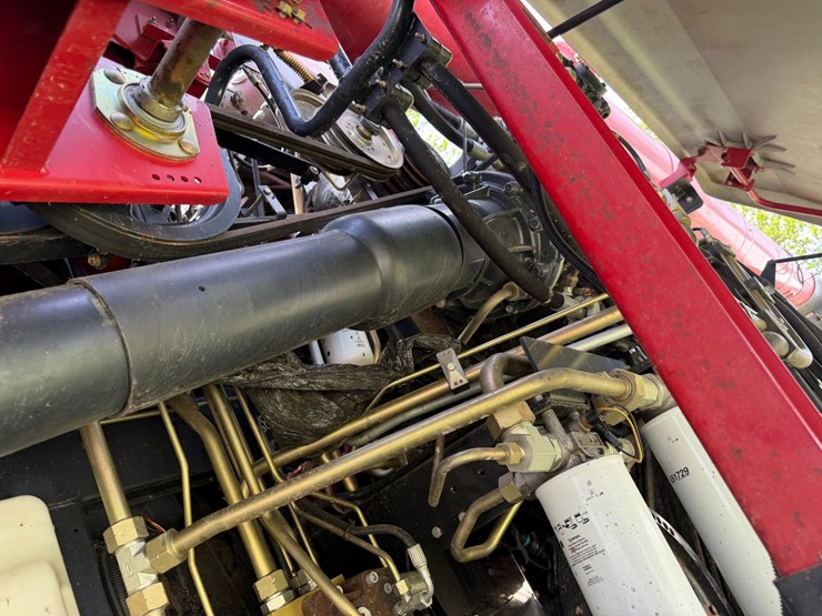 2016-case-ih-8240-image-52