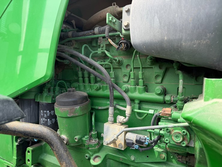 2007-john-deere-8230-image-53