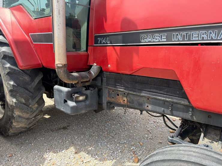 1989-case-ih-7140-image-32