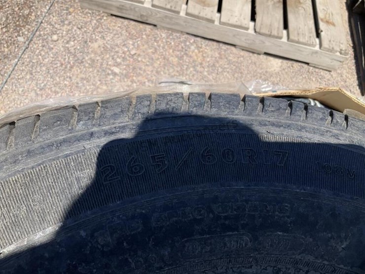 pallet-of-misc-auto-parts-image-6