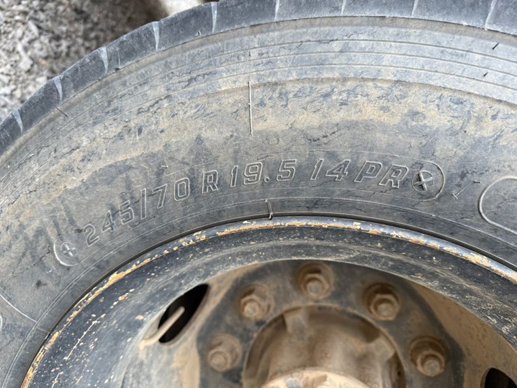 2000-international-3800-image-6