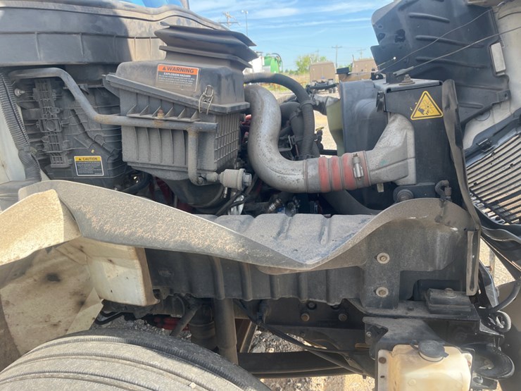 2019-international-mv607-image-14