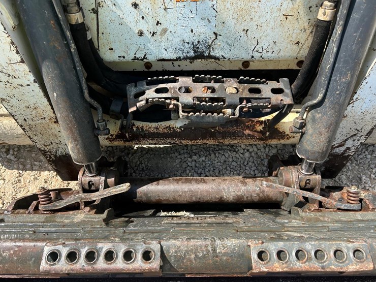 2015-bobcat-t650-image-10