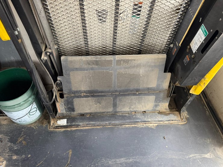 2000-international-3800-image-90