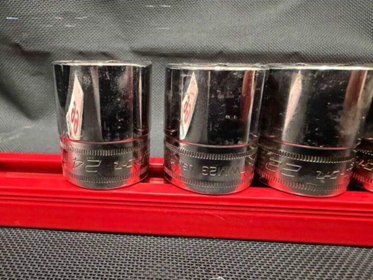 snap-on-sockets-image-2