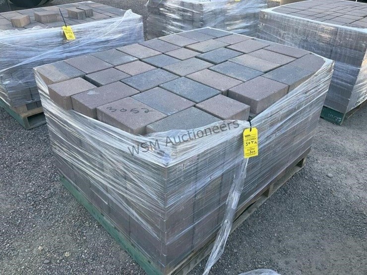 pallet-of-stone-pavers-image-1