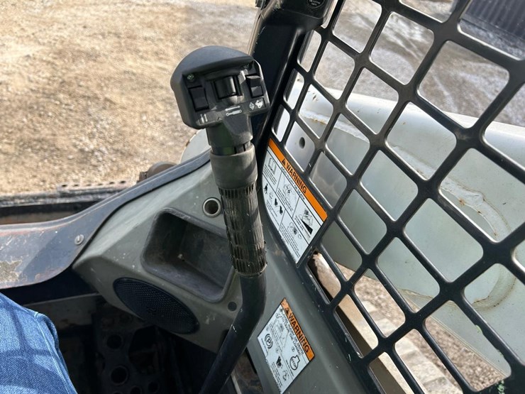 bobcat-t650-image-21