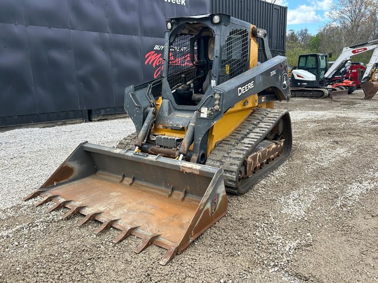 2021-deere-331g-image-8