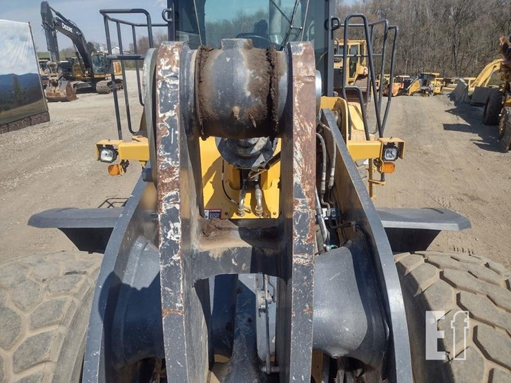 21-deere-724p-image-28