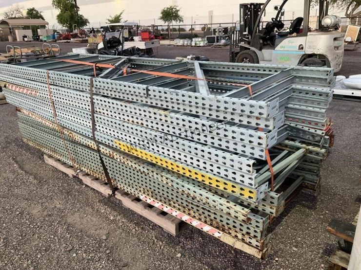 pallet-racking-uprights-&-arms-image-4