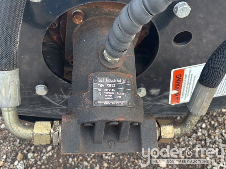 unused-agt-vibratory-roller-to-suit-skidsteer-image-9