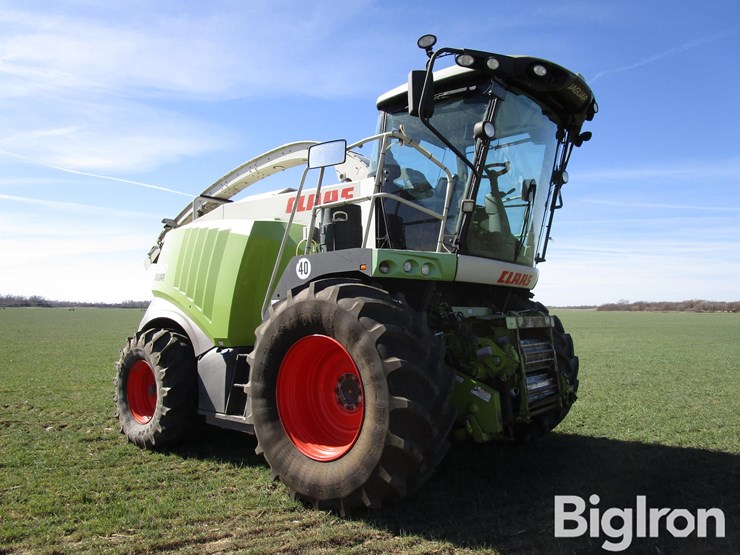 2012-claas-jaguar-960-image-3