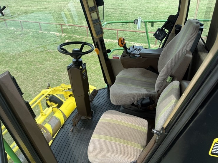 2008-john-deere-7250-image-17