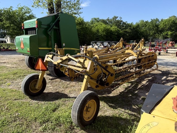 2006-vermeer-r2300-image-3