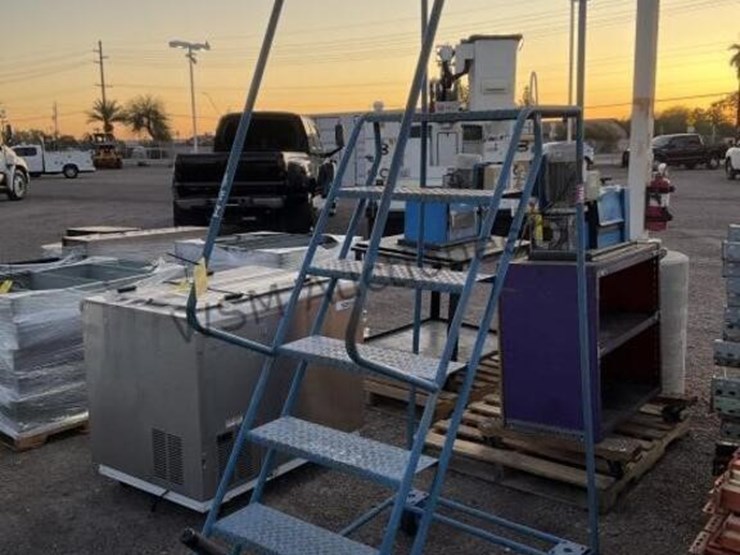 steel-rolling-stairs-image-2