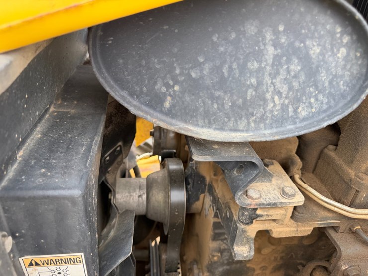 new-holland-lb75b-image-84