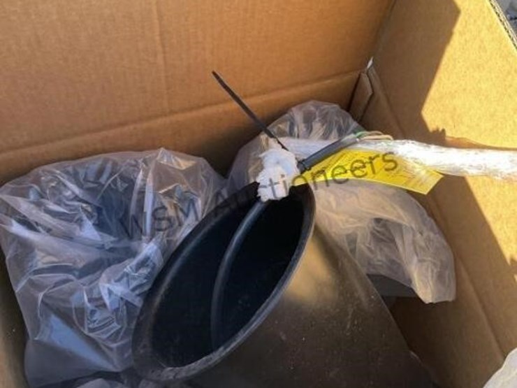 pallet-of-asst-electrical-lighting-image-5