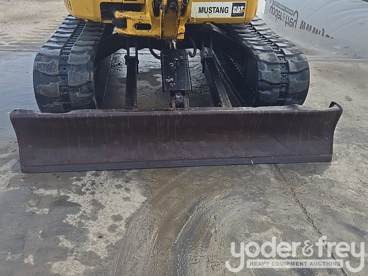 2016-caterpillar-305e2-cr-image-30