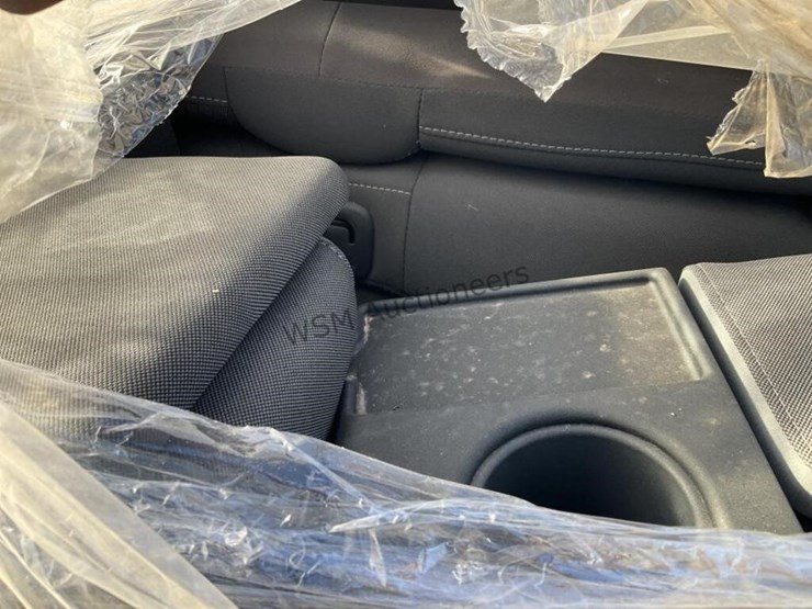 pallet-of-misc-automotive-image-5